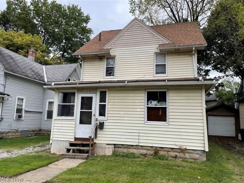 923 Bloomfield Avenue, Akron, OH 44302 Photo 1