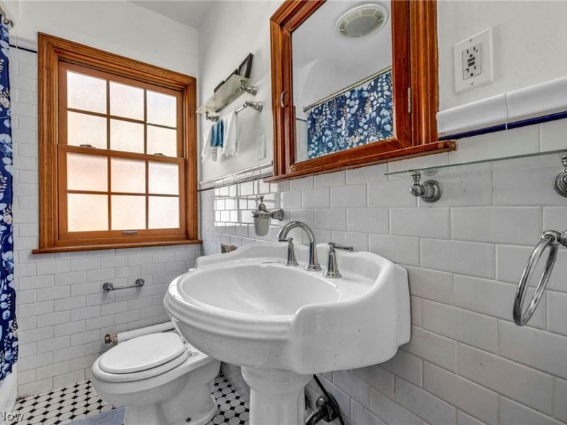 18428 Winslow Road, Shaker Heights, OH 44122 Photo 30