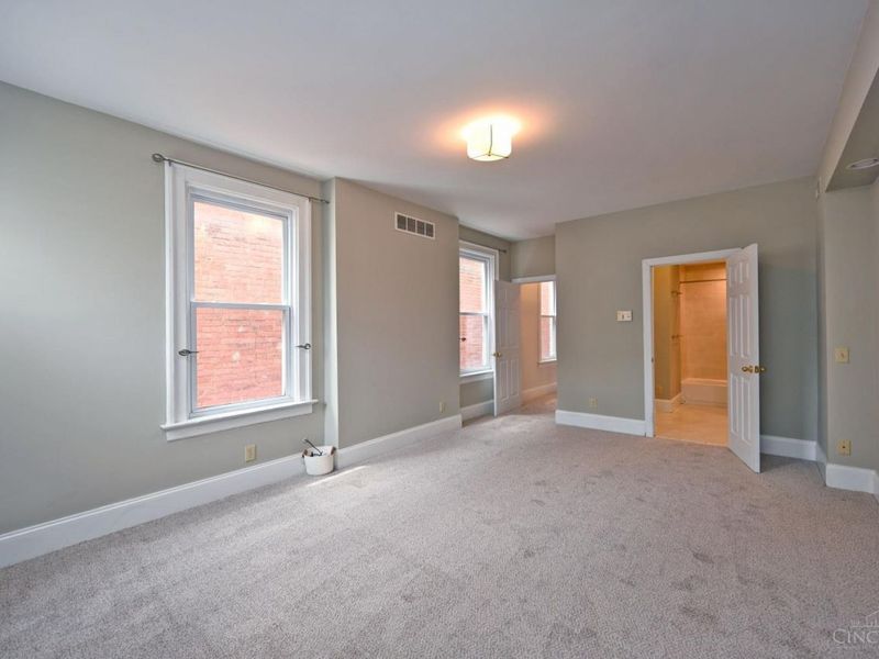 4266 Williamson Place, Cincinnati, OH 45223 Photo 24