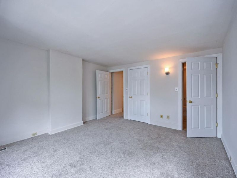 4266 Williamson Place, Cincinnati, OH 45223 Photo 40