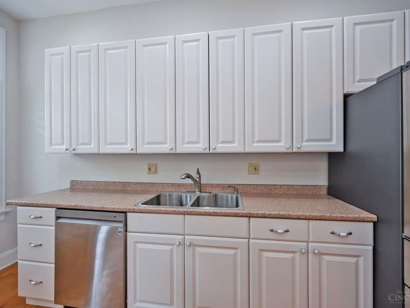 4266 Williamson Place, Cincinnati, OH 45223 Photo 7