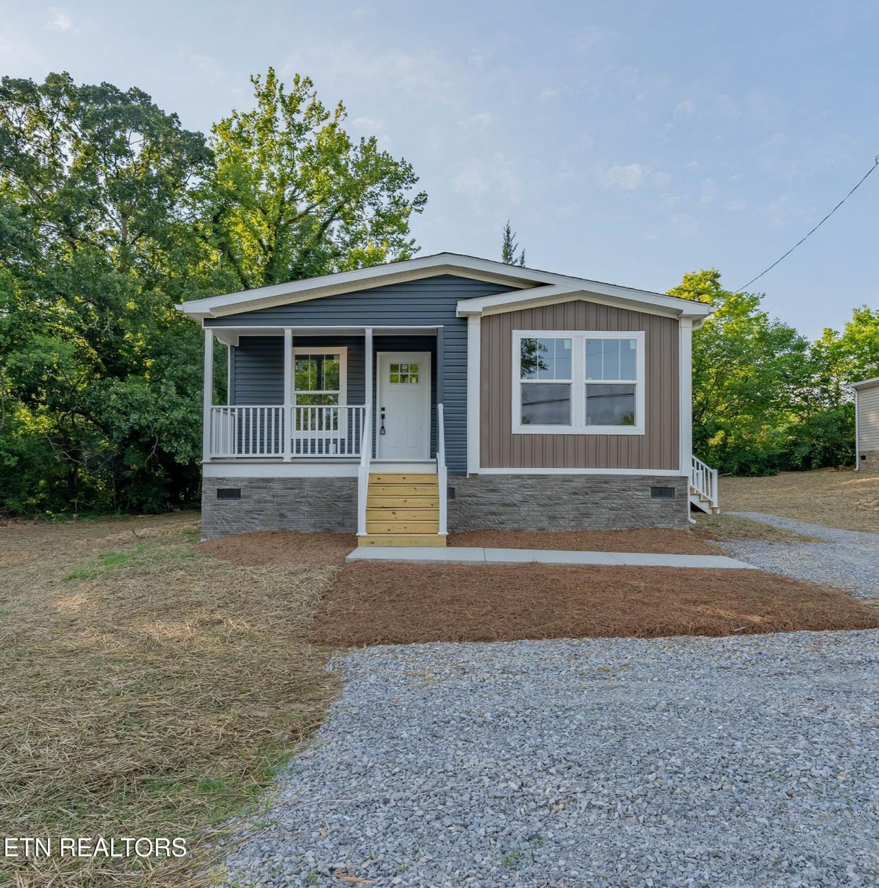 2119 Tipton Station Rd, Knoxville, TN 37920 Main Photo