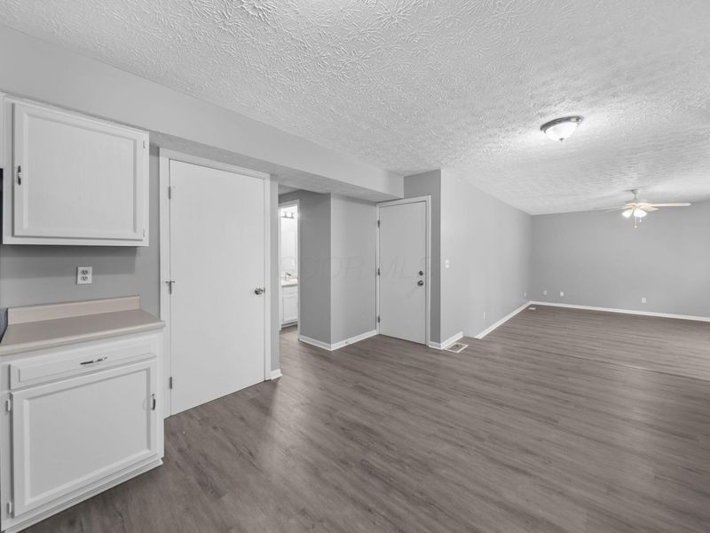 2392 Minerva Park Place , Columbus, OH 43229 Photo 11