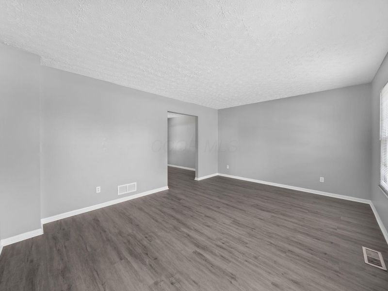 2392 Minerva Park Place , Columbus, OH 43229 Photo 12