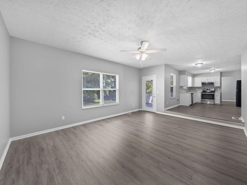 2392 Minerva Park Place , Columbus, OH 43229 Photo 21