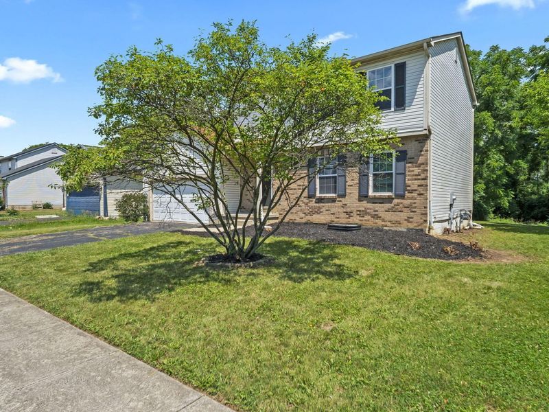 2392 Minerva Park Place , Columbus, OH 43229 Photo 3