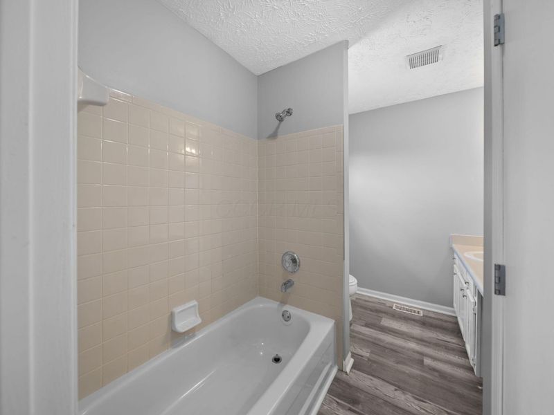2392 Minerva Park Place , Columbus, OH 43229 Photo 35