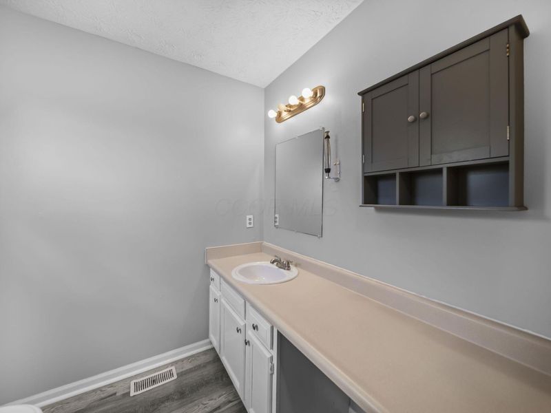 2392 Minerva Park Place , Columbus, OH 43229 Photo 36