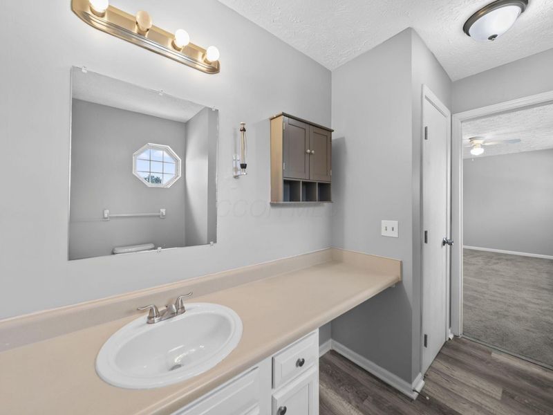 2392 Minerva Park Place , Columbus, OH 43229 Photo 38