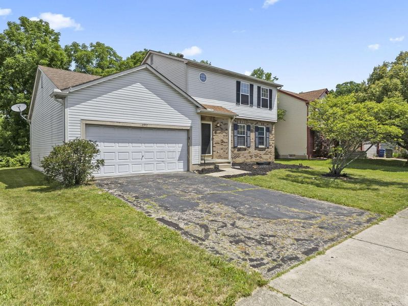 2392 Minerva Park Place , Columbus, OH 43229 Photo 4