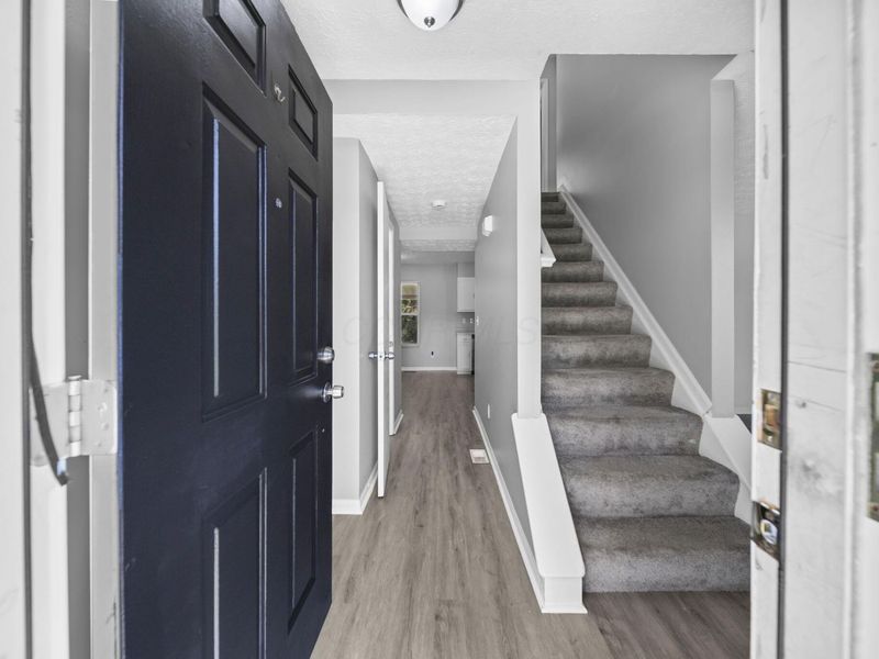 2392 Minerva Park Place , Columbus, OH 43229 Photo 5
