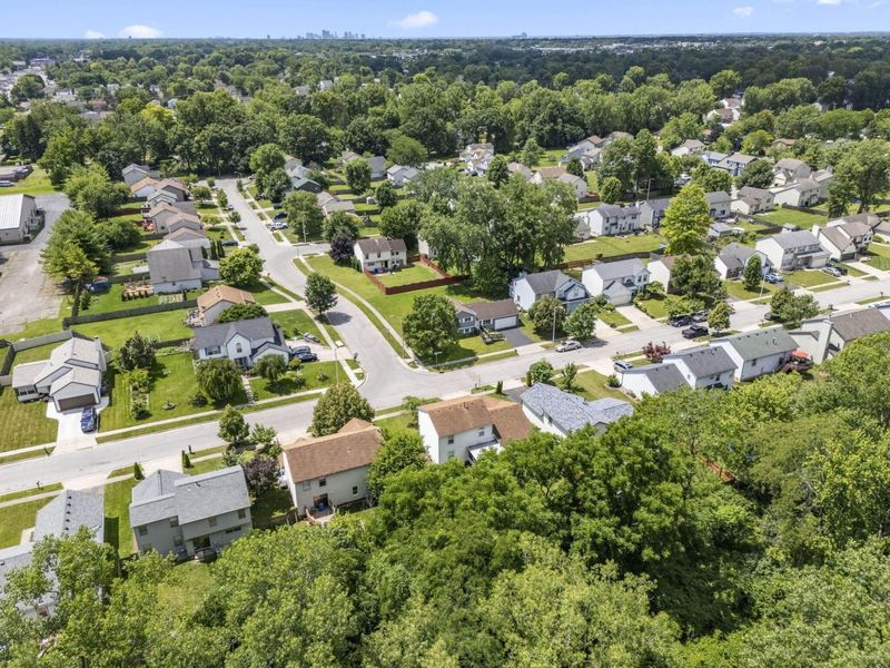 2392 Minerva Park Place , Columbus, OH 43229 Photo 71