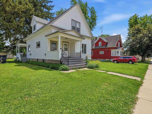 134 S Mill Street, Juneau, WI 53039