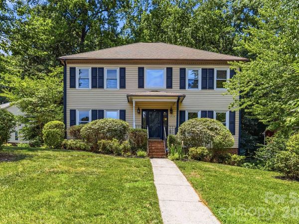 6933 Albaneen Court , Charlotte, NC 28215
