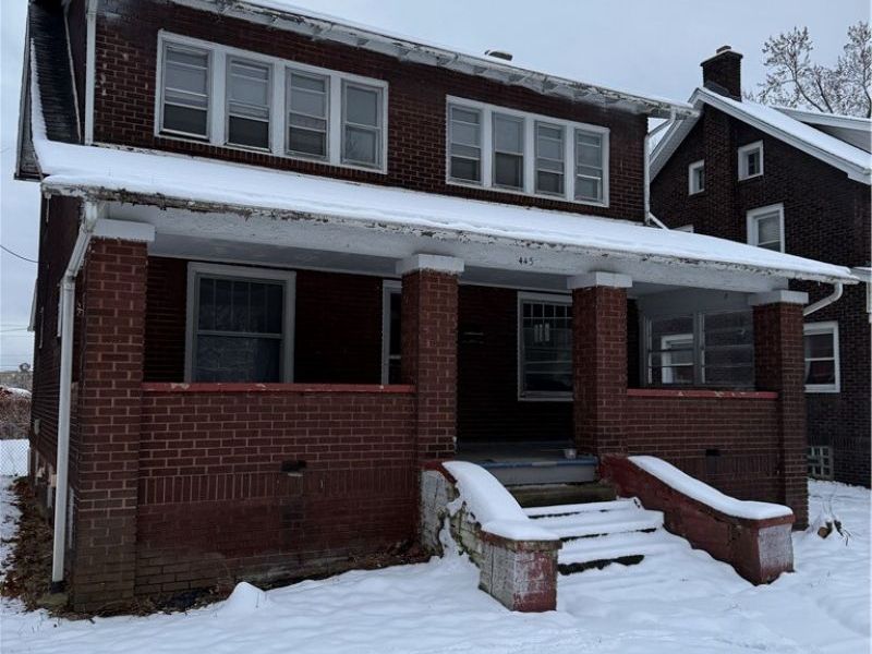 445 Fairgreen Avenue, Youngstown, OH 44504 Photo 2