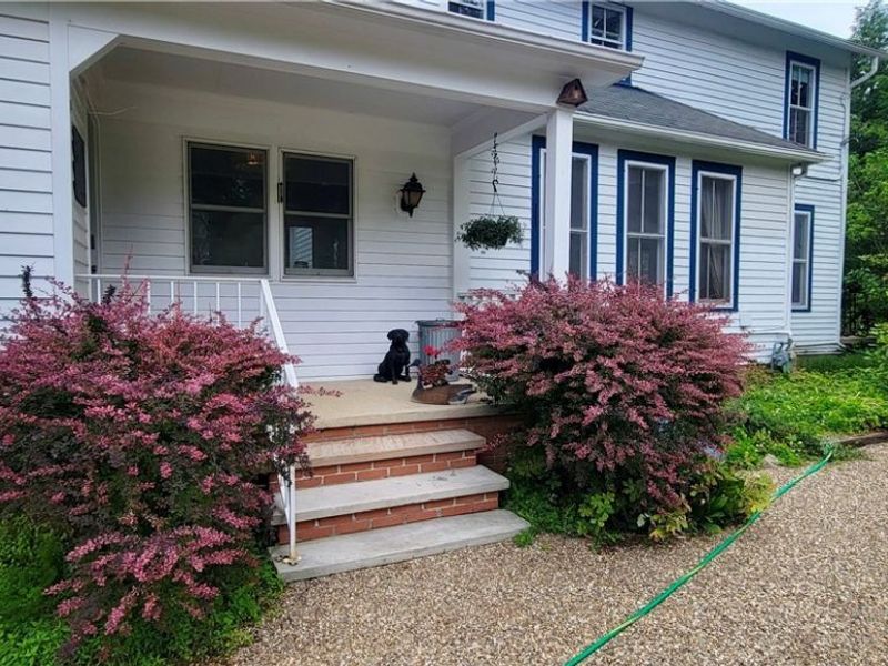 9420 Hobart Road, Waite Hill, OH 44094 Photo 2