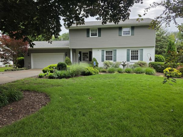 1108 Crestview Road , Sterling, IL 61081