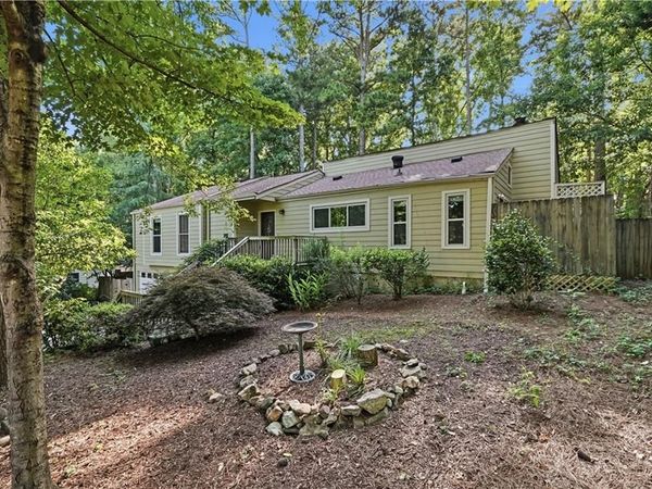 3162 Bluff Road , Marietta, GA 30062