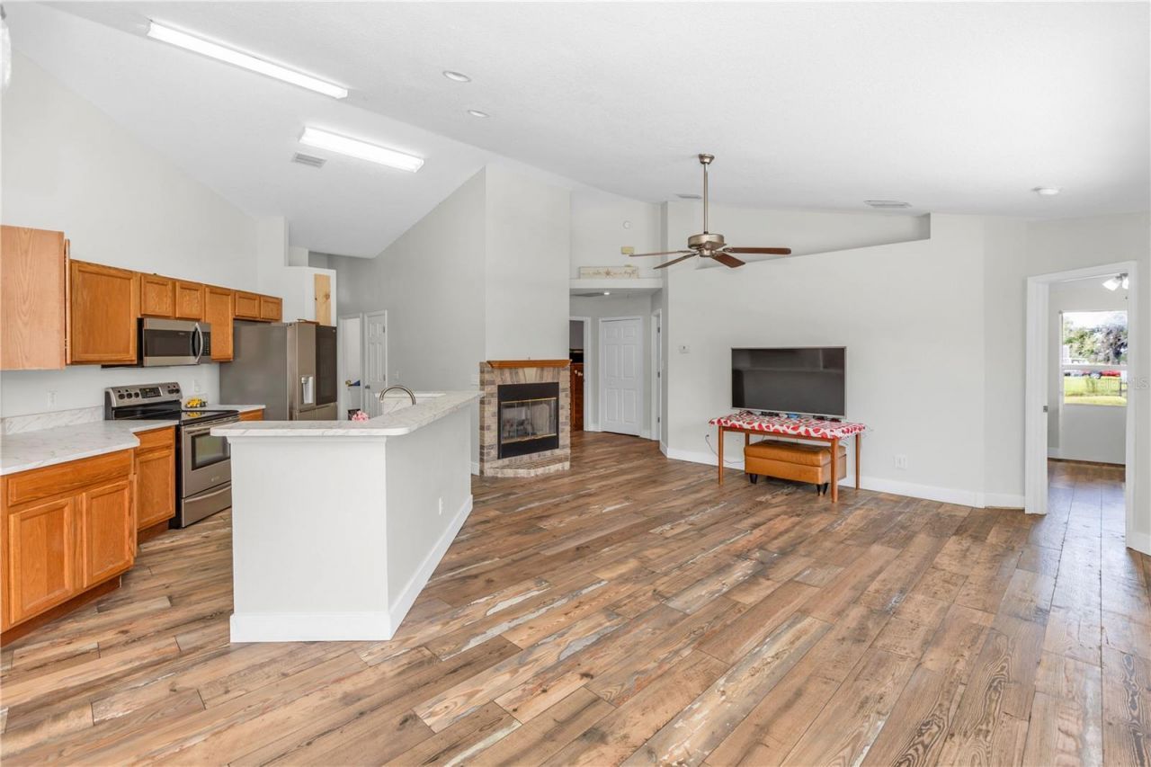1005 Whispring Creek Way , Osteen, FL 32764 Photo