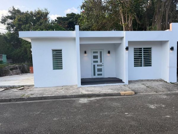 122 BADE PEREZ ST. , GUAYAMA, PR 00784