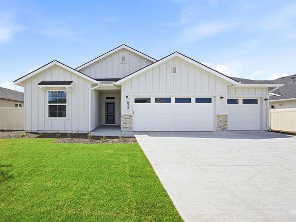 8331 E Presley Ct, Nampa, ID 83687