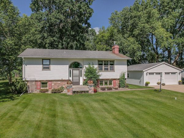 3060 30th Street SW, Willmar, MN 56201