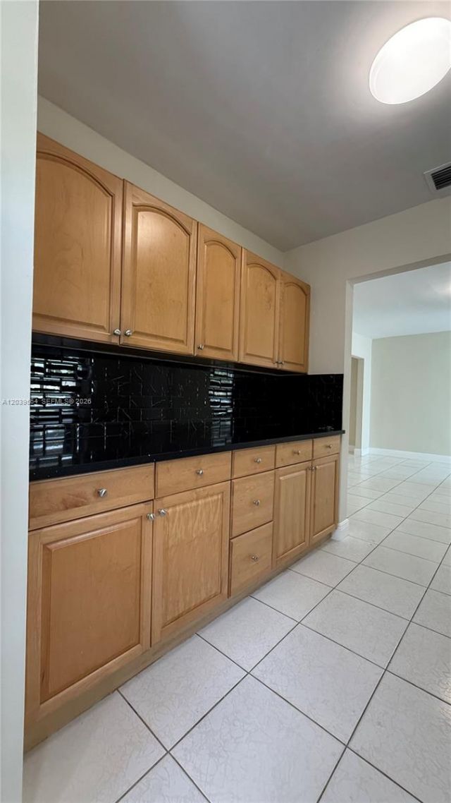 1380 SW 20th St, Unit 1380, Miami, FL 33145 Photo