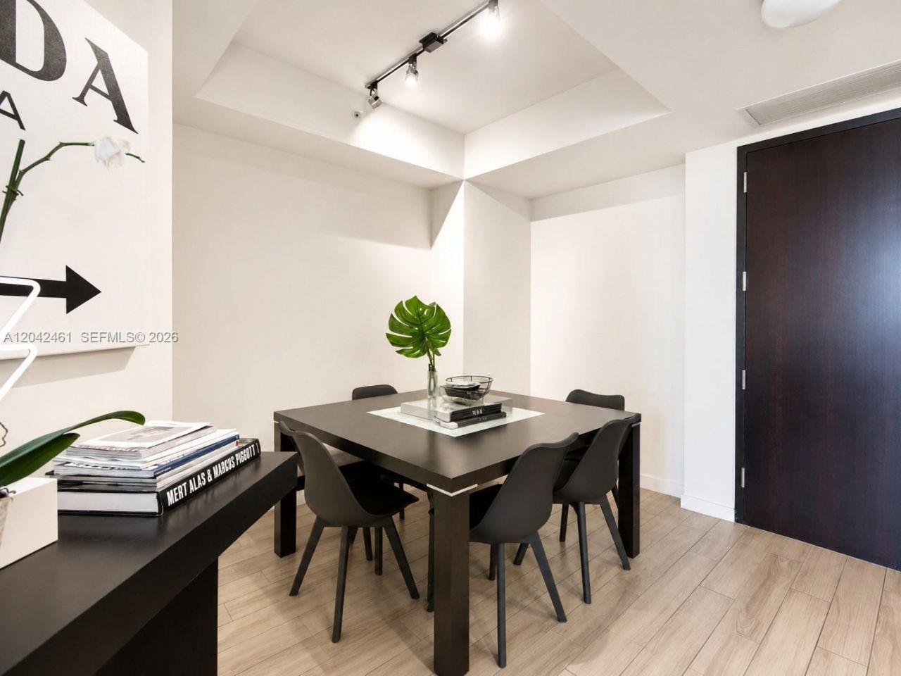 999 SW 1st Ave, Unit 2211, Miami, FL 33130 Photo