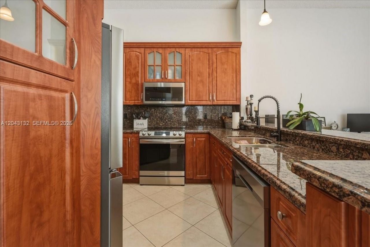 345 Somerset Way, Weston, FL 33326 Photo