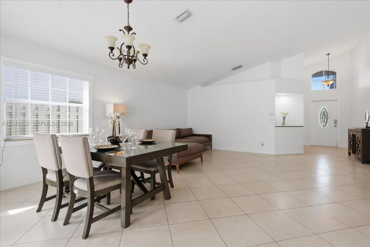 345 Somerset Way, Weston, FL 33326 Photo