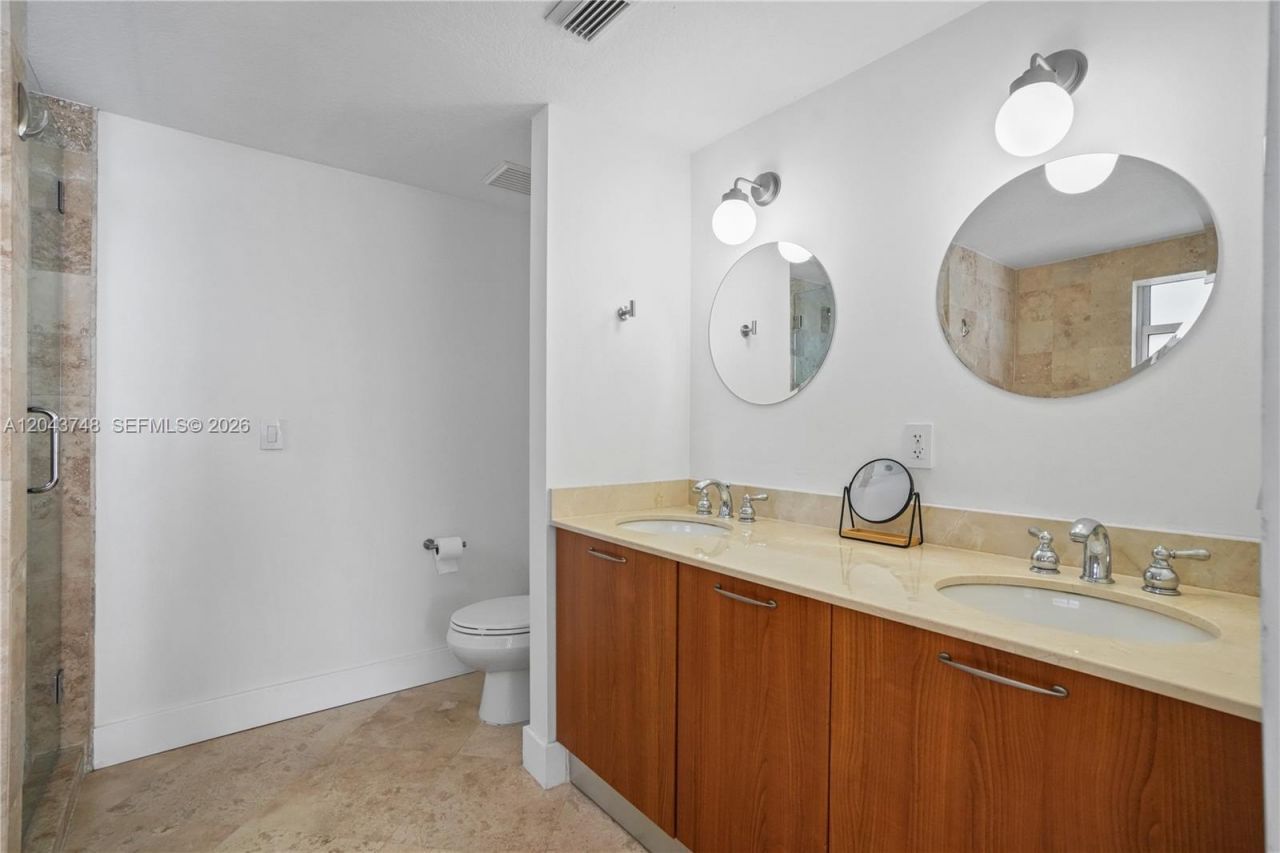 1043 SW 9th Ct , Unit F-1, Miami, FL 33130 Photo