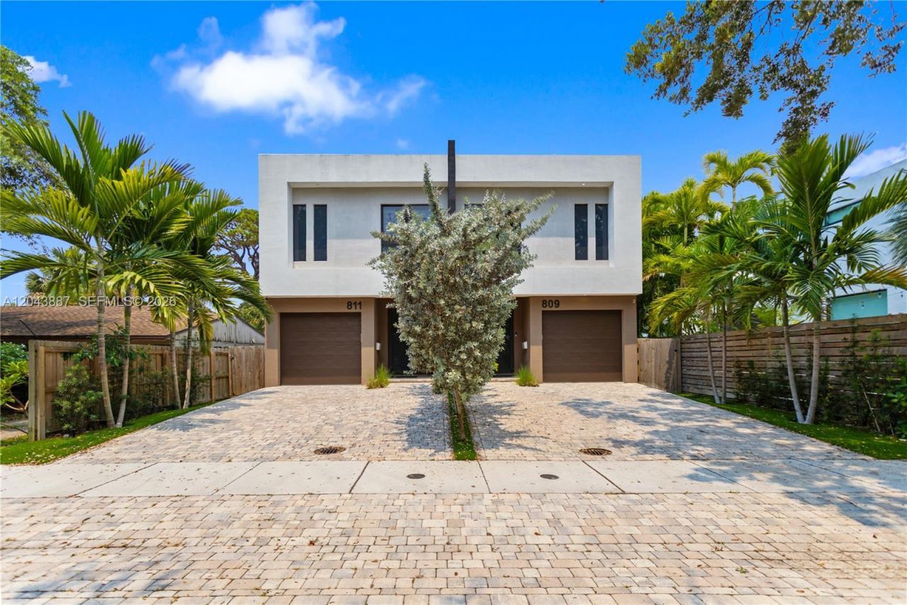 809 SW 10th Ter , Fort Lauderdale, FL 33315 Photo
