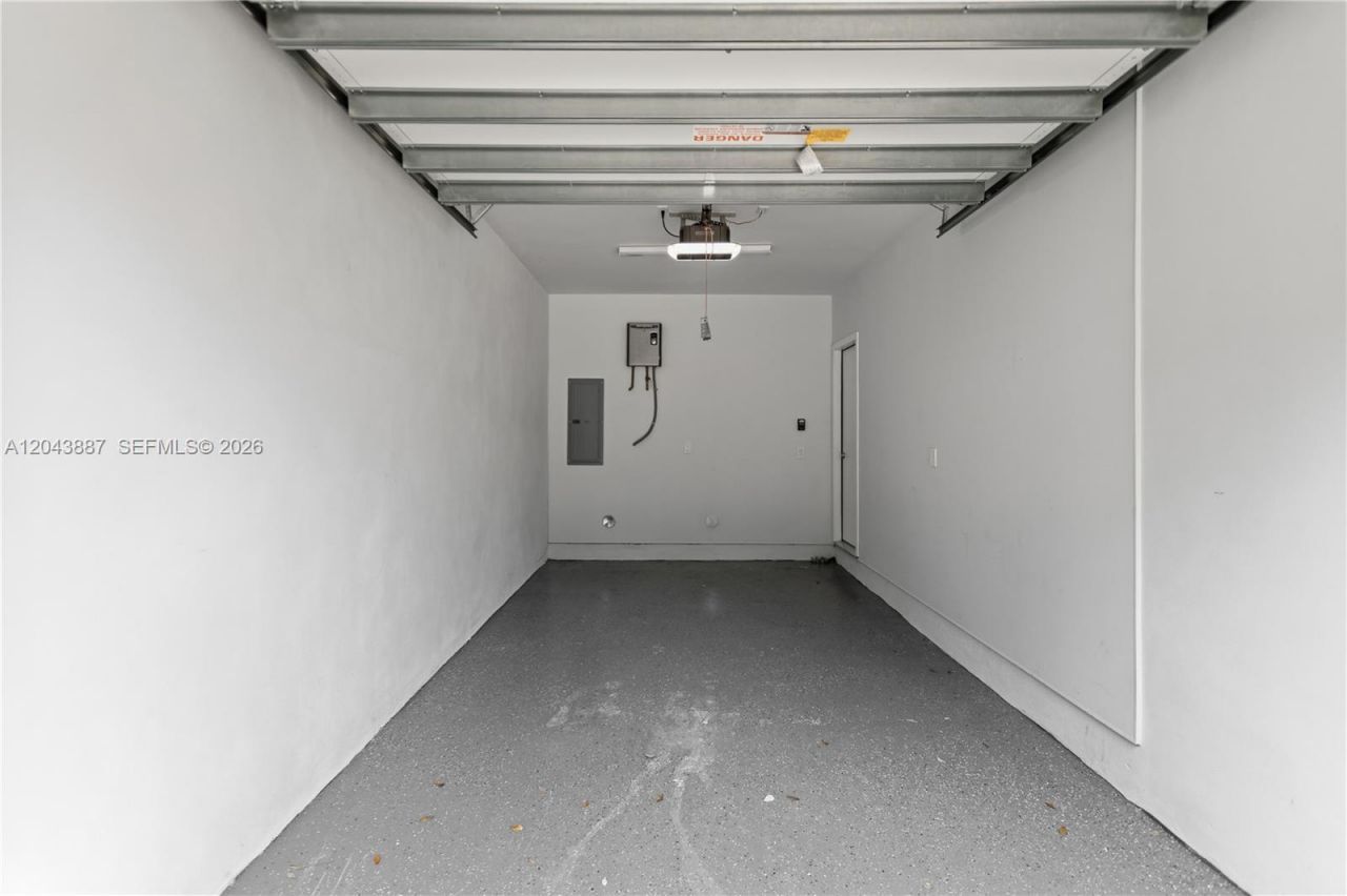 809 SW 10th Ter , Fort Lauderdale, FL 33315 Photo