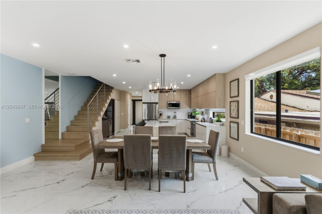 809 SW 10th Ter , Fort Lauderdale, FL 33315 Photo