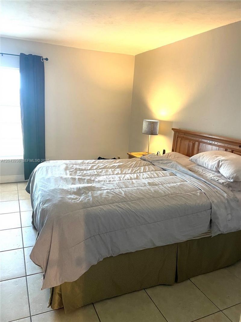 7477 SW 82nd St , Unit C318, Miami, FL 33143 Photo