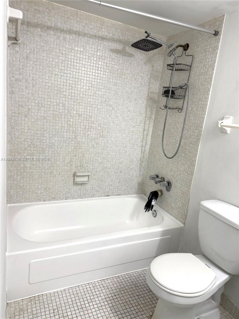 7477 SW 82nd St , Unit C318, Miami, FL 33143 Photo