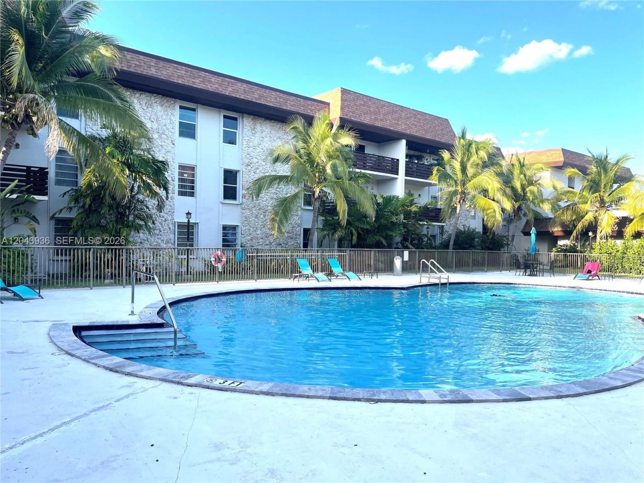 7477 SW 82nd St , Unit C318, Miami, FL 33143 Photo