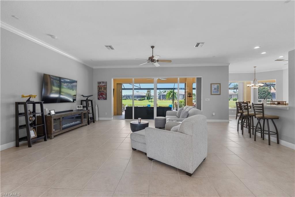 11809 Royal Tee Ct, Cape Coral, FL 33991 Photo