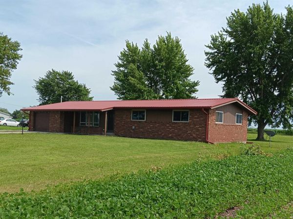 566 W Main Street, Fremont, IA 52561