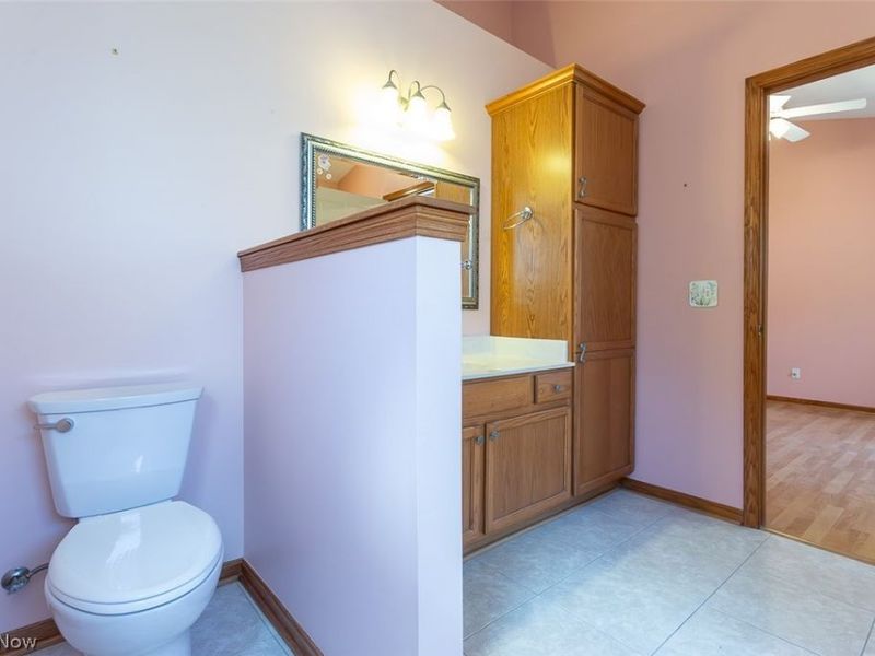 457 Harvest Lane, Seven Hills, OH 44131 Photo 24