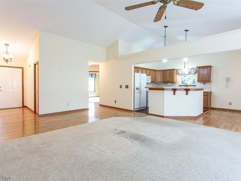457 Harvest Lane, Seven Hills, OH 44131 Photo 5