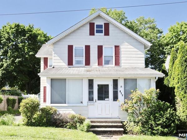 105 Sherwood Avenue, MAHWAH, NJ 07430
