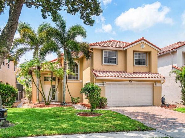 10425 Buena Ventura Drive, Boca Raton, FL 33498