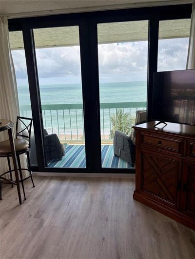 9940 S Ocean Drive, Unit 501, Jensen Beach, FL 34957 Photo