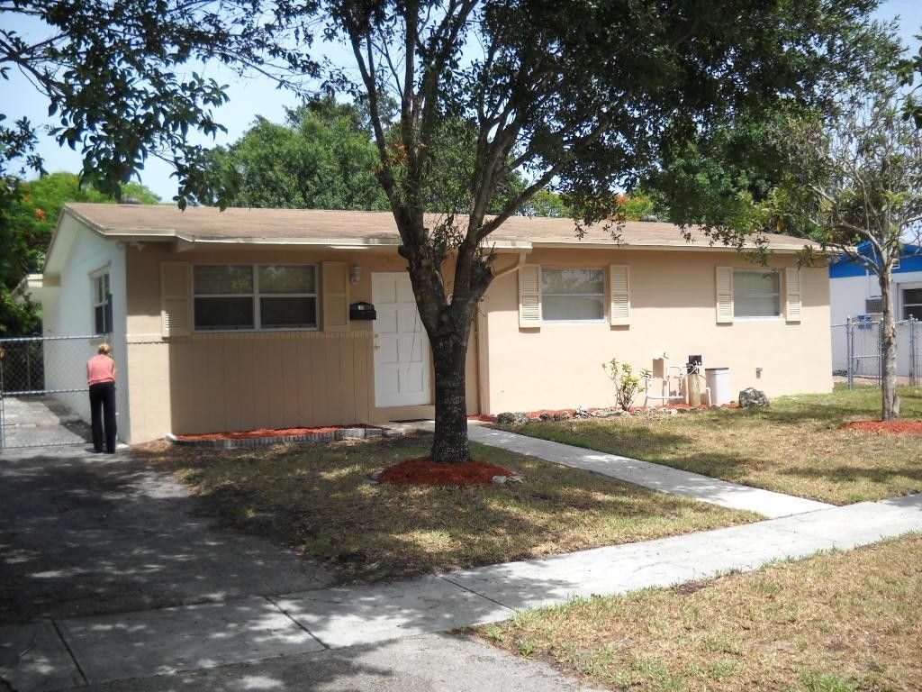 560 SW 51st Avenue, Margate, FL 33068 Main Photo