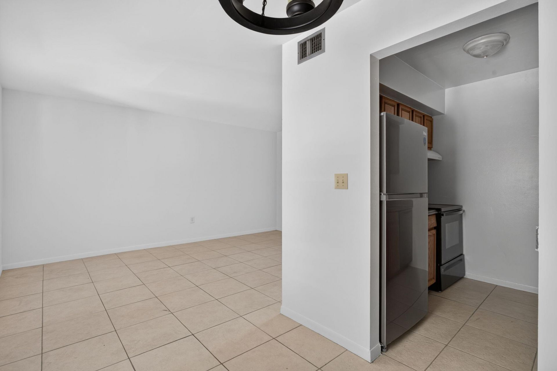 2141 NE 42nd Street, Unit 204, Lighthouse Point, FL 33064 Photo