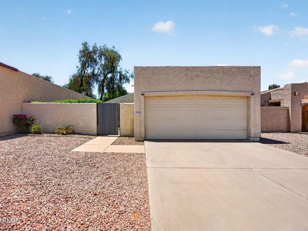 1777 W EL MONTE Place, Chandler, AZ 85224