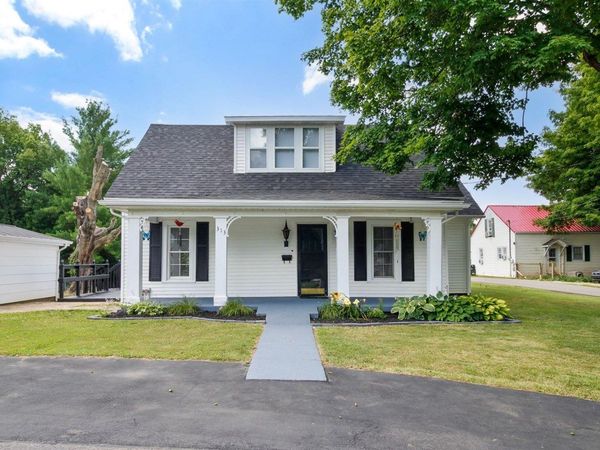 313 Walthall Avenue , Horse Cave, KY 42749