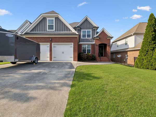 8123 Savannah Bay Drive Drive, Ooltewah, TN 37363