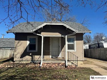4438 Greenwood Street, Lincoln, NE 68504